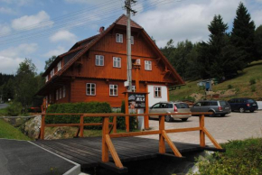 Roubenka-Mila Ostružná